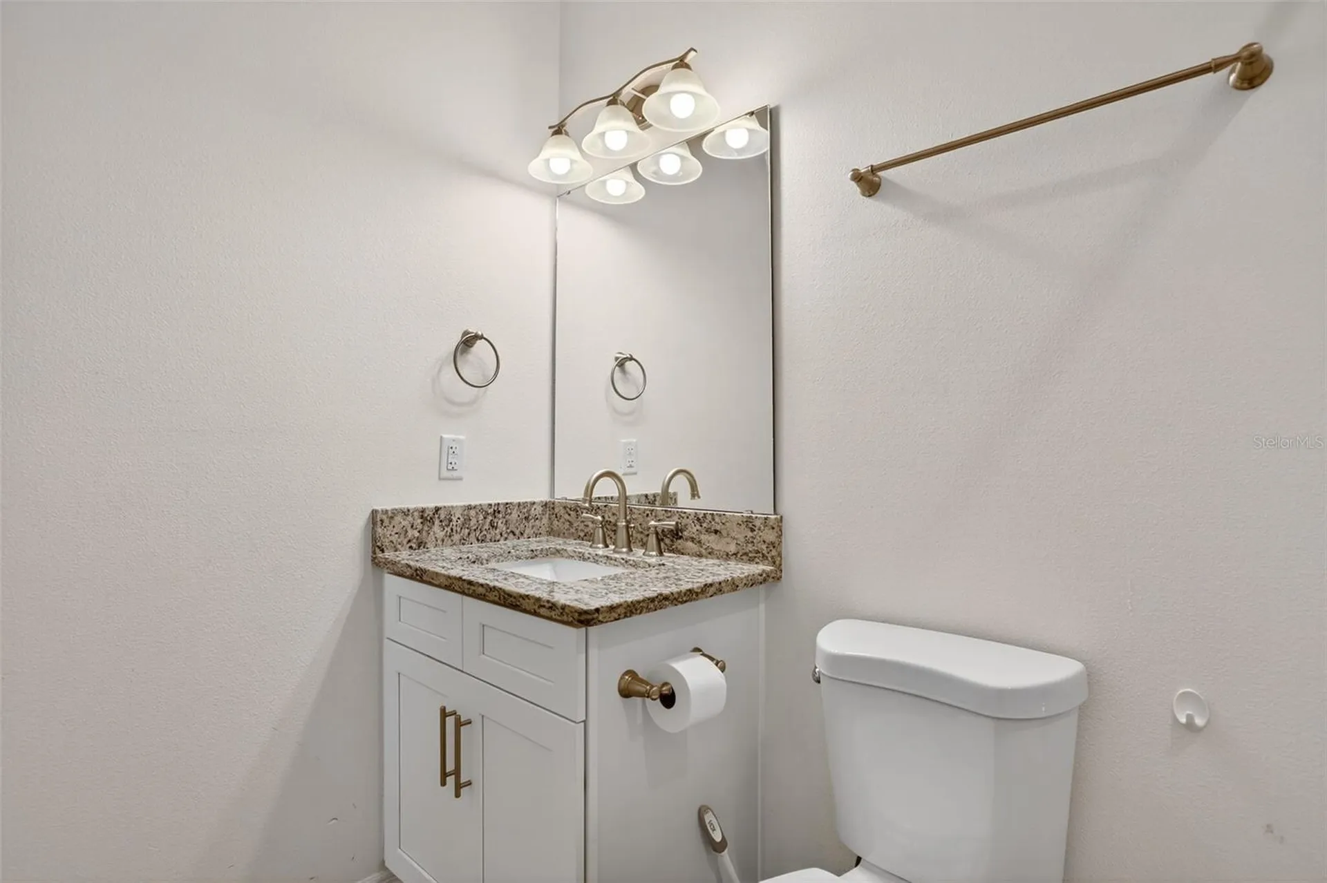 246 Pineview Drive Oviedo FL 32765