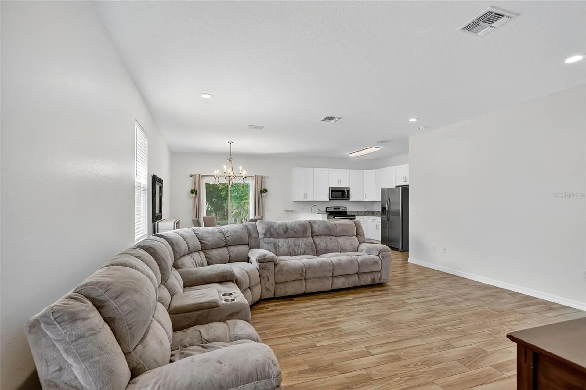 246 Pineview Drive Oviedo FL 32765