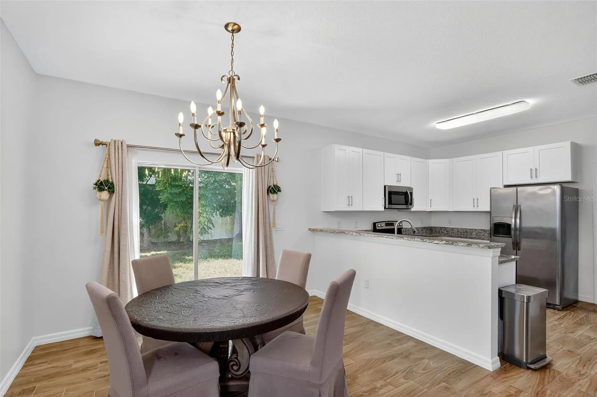 246 Pineview Drive Oviedo FL 32765
