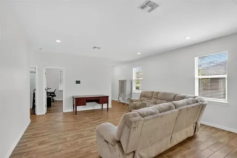 246 Pineview Drive Oviedo FL 32765