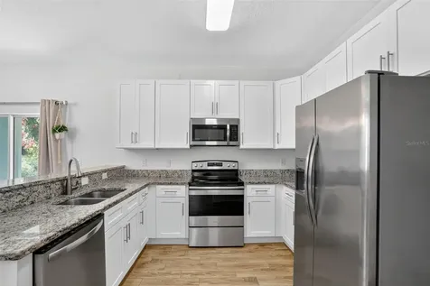 246 Pineview Drive Oviedo FL 32765