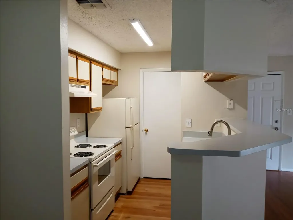 216 Afton Square Altamonte Springs FL 32714