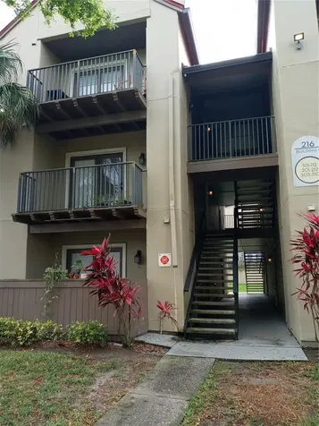 216 Afton Square Altamonte Springs FL 32714