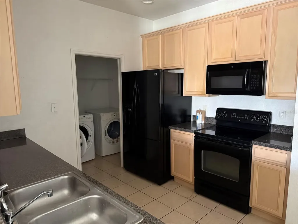 3311 Whitestone Circle Kissimmee FL 34741