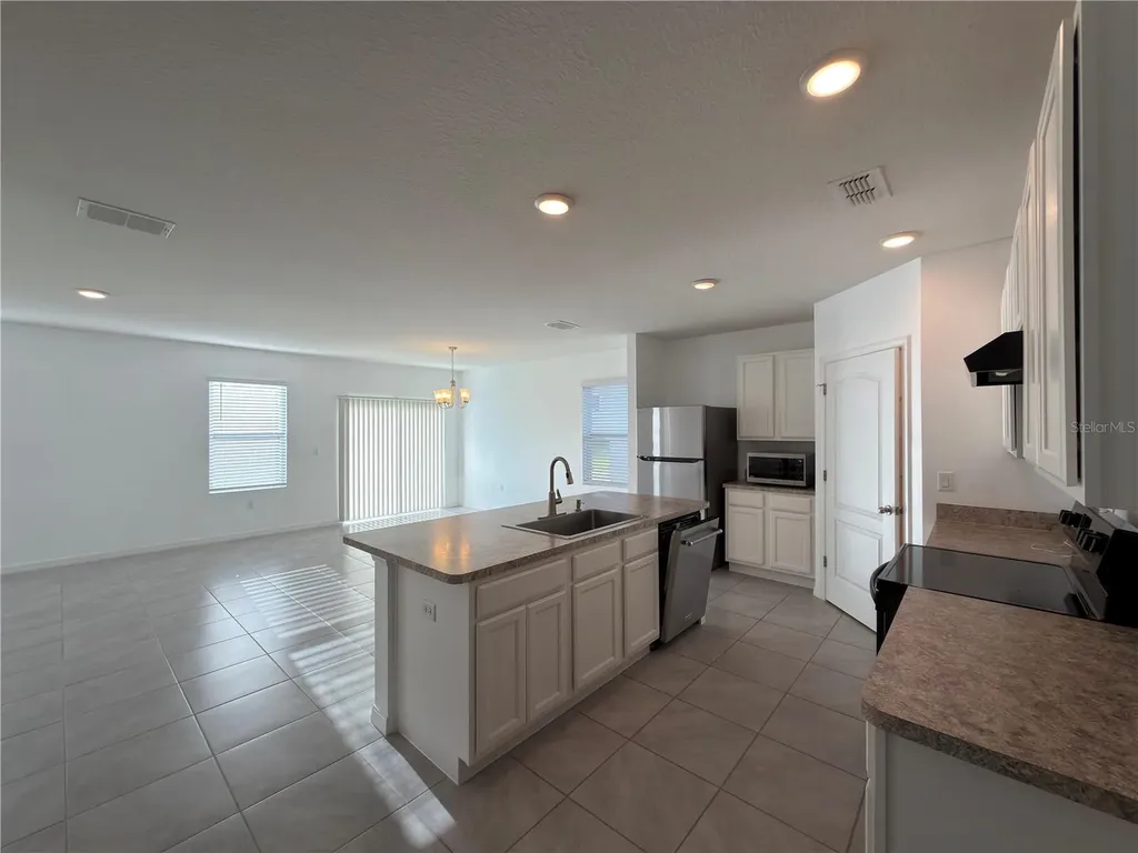 276 Willow Bend Drive Davenport FL 33897
