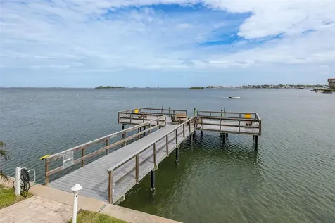 464 N Paula Drive Dunedin FL 34698