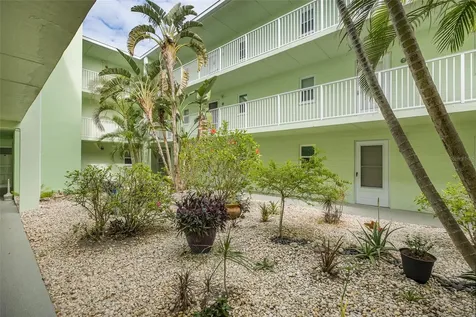 464 N Paula Drive Dunedin FL 34698