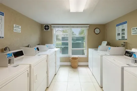 464 N Paula Drive Dunedin FL 34698