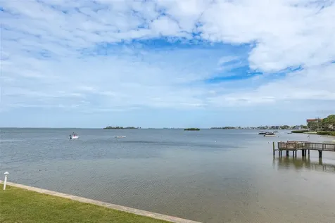 464 N Paula Drive Dunedin FL 34698