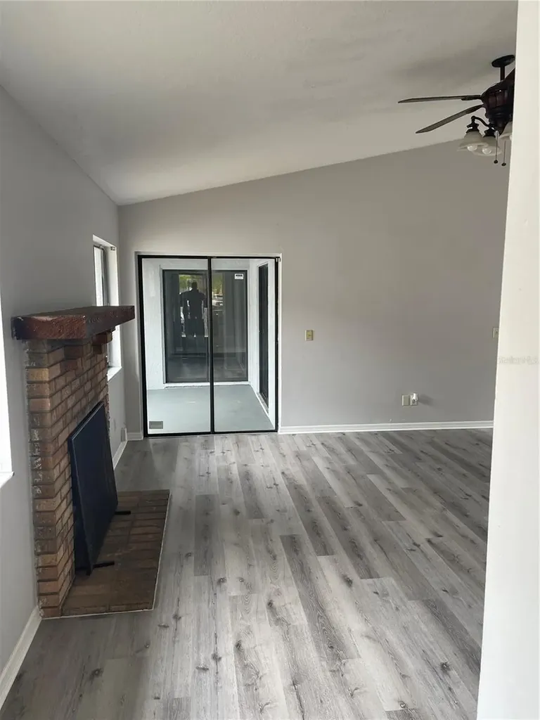 425 Blue Jacket Lane Orlando FL 32825
