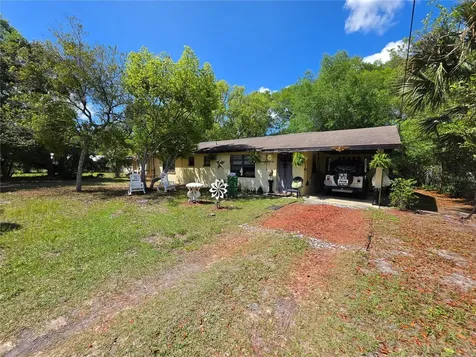 1403 E Voorhis Avenue Deland FL 32724