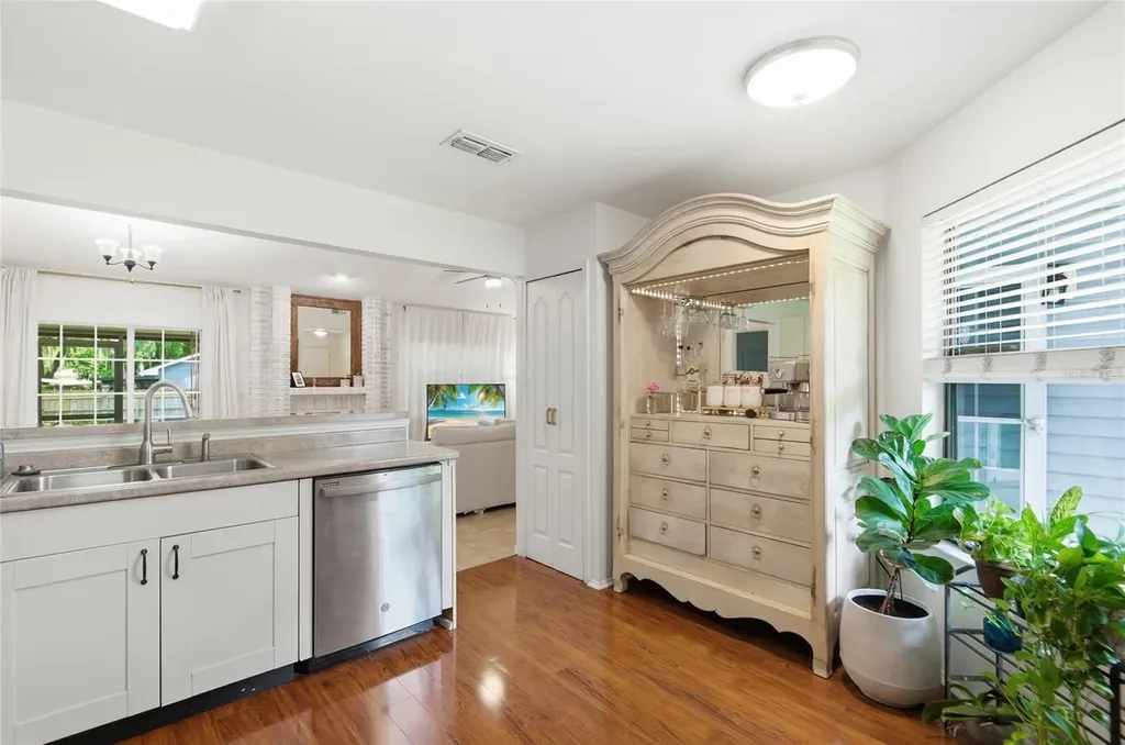 328 Bayside Avenue Winter Garden FL 34787