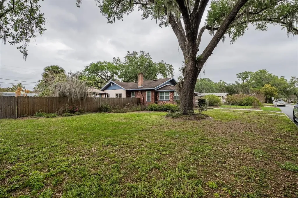 315 W Oak Drive Lakeland FL 33803