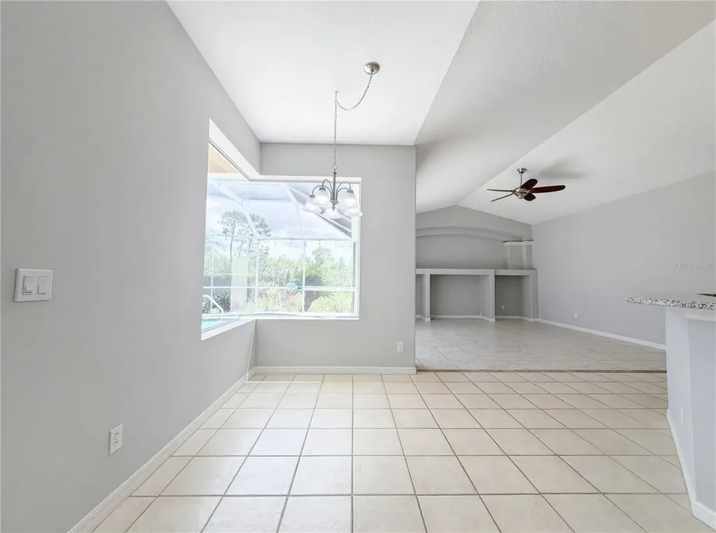 12567 SW Pembroke Circle N Lake Suzy FL 34269