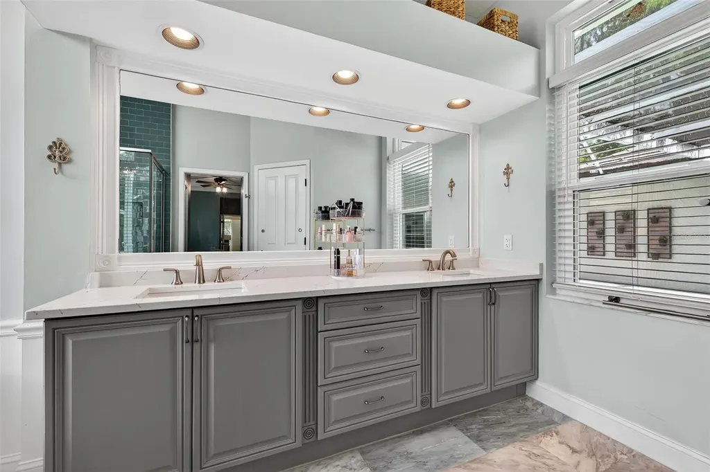 17805 Green Willow Drive Tampa FL 33647