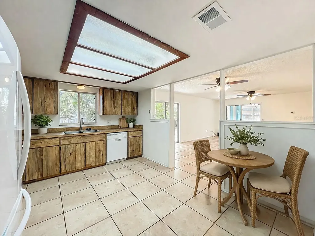 328 Shadow Oak Drive Casselberry FL 32707