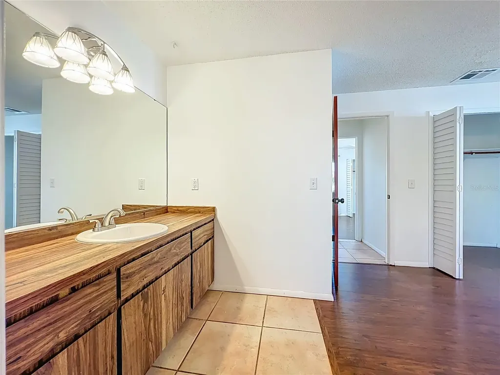 328 Shadow Oak Drive Casselberry FL 32707