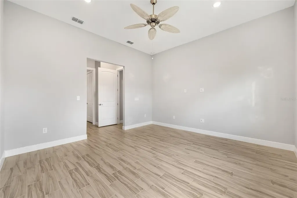 5693 SW 90th Court Road Ocala FL 34481