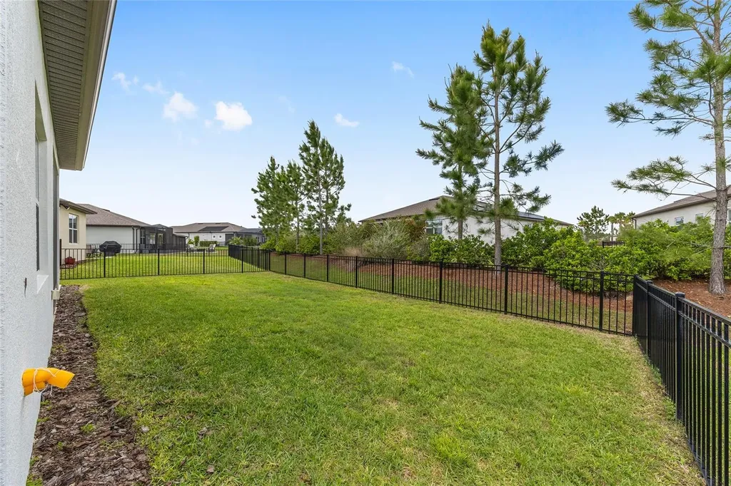 5693 SW 90th Court Road Ocala FL 34481
