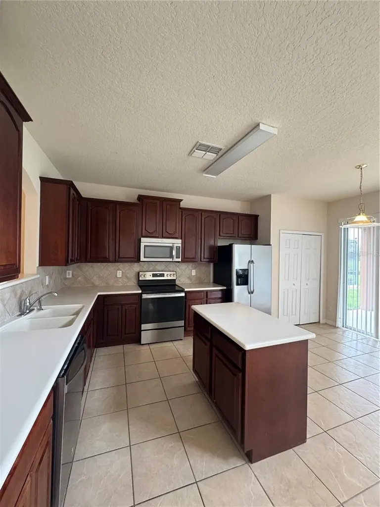 14013 Budworth Circle Orlando FL 32832