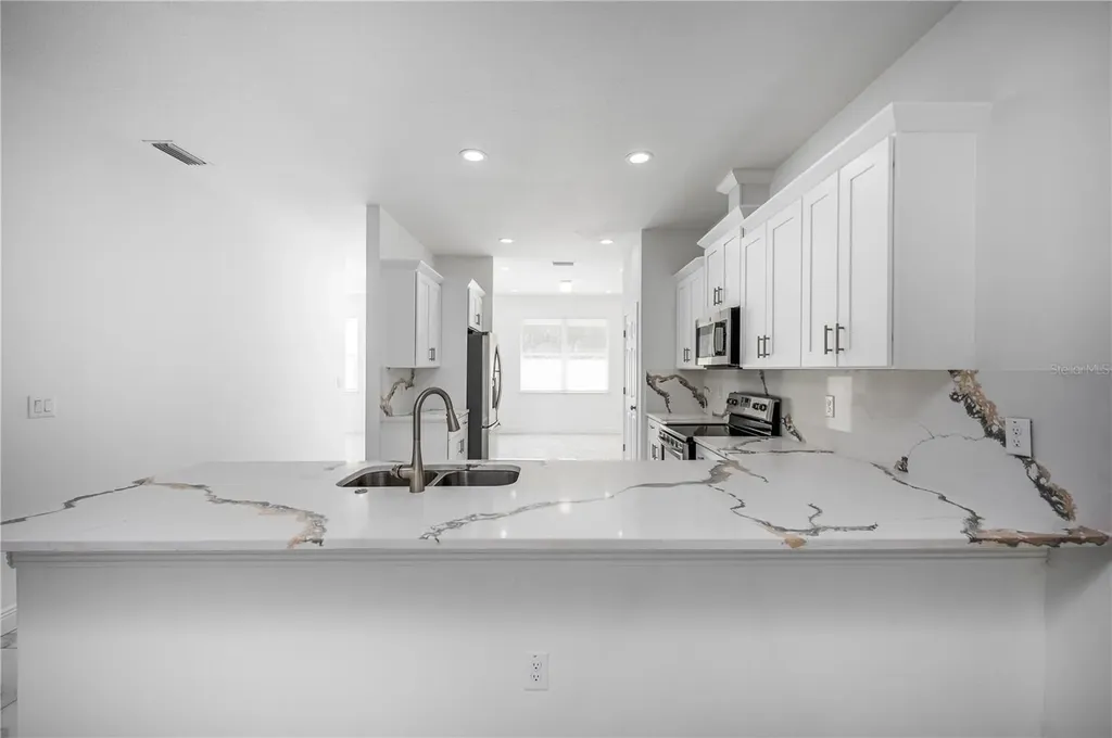 3724 N Whittier Street Tampa FL 33619