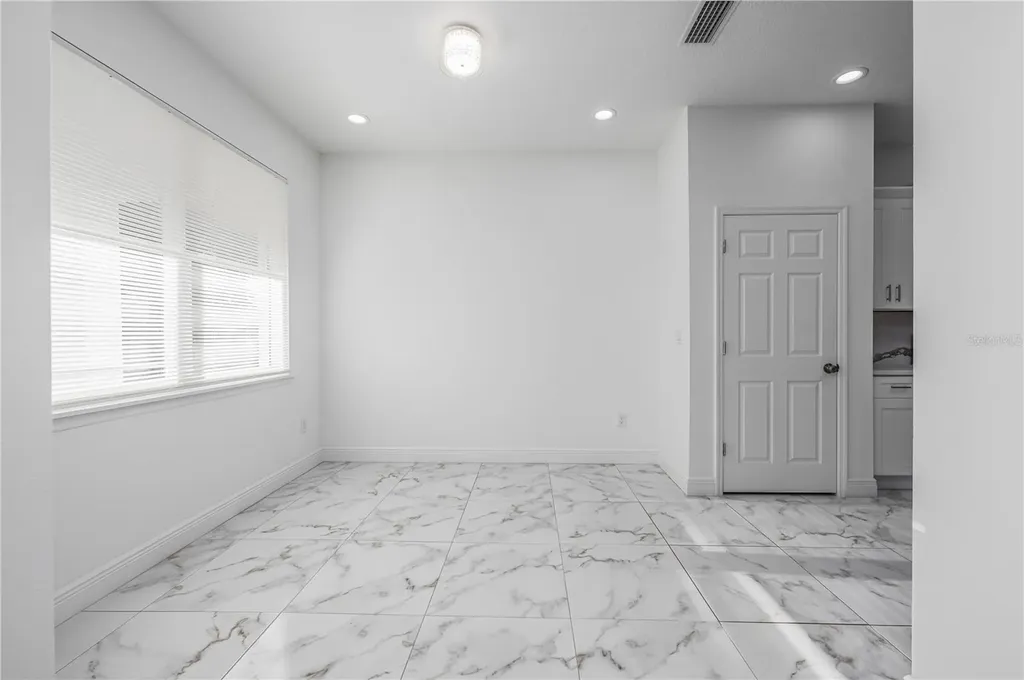 3724 N Whittier Street Tampa FL 33619