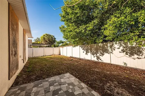 3724 N Whittier Street Tampa FL 33619