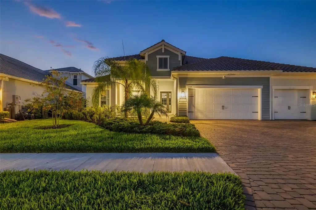2525 Paradise Plum Drive Sarasota FL 34240
