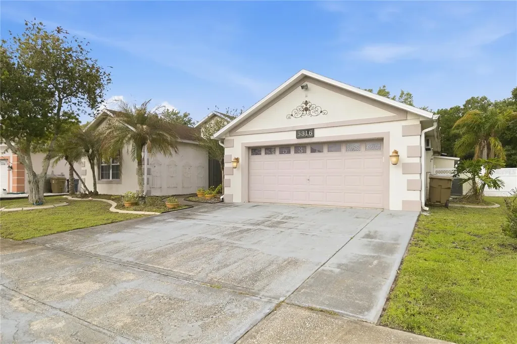 5316 Coral Vine Lane Kissimmee FL 34758