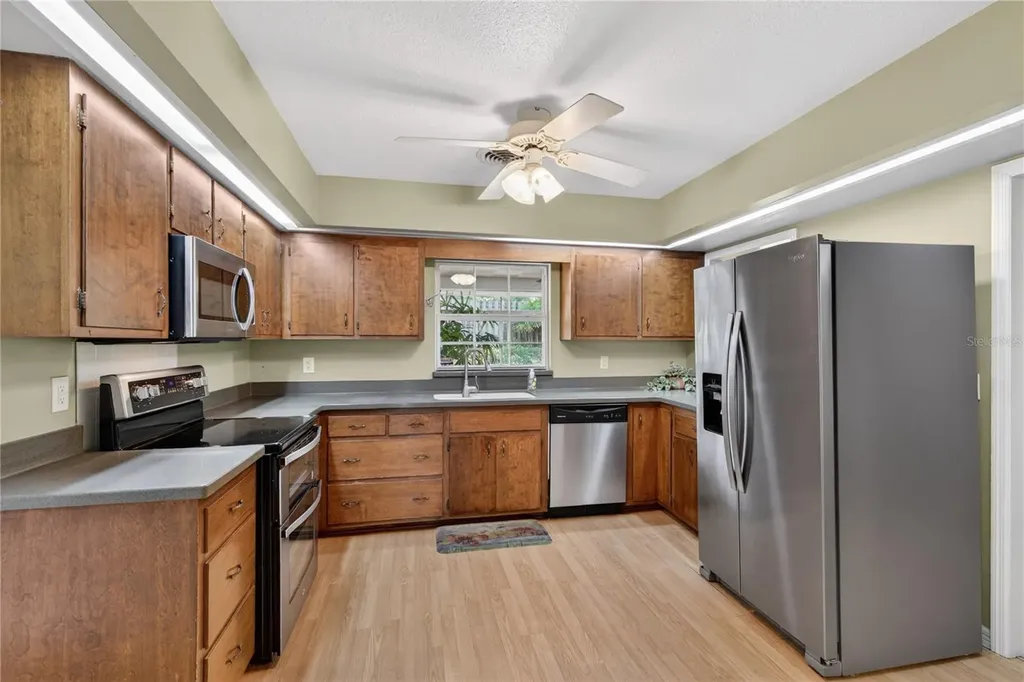 1945 Normandy Drive Mount Dora FL 32757