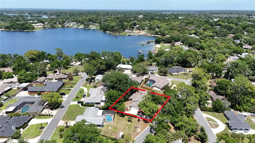1945 Normandy Drive Mount Dora FL 32757