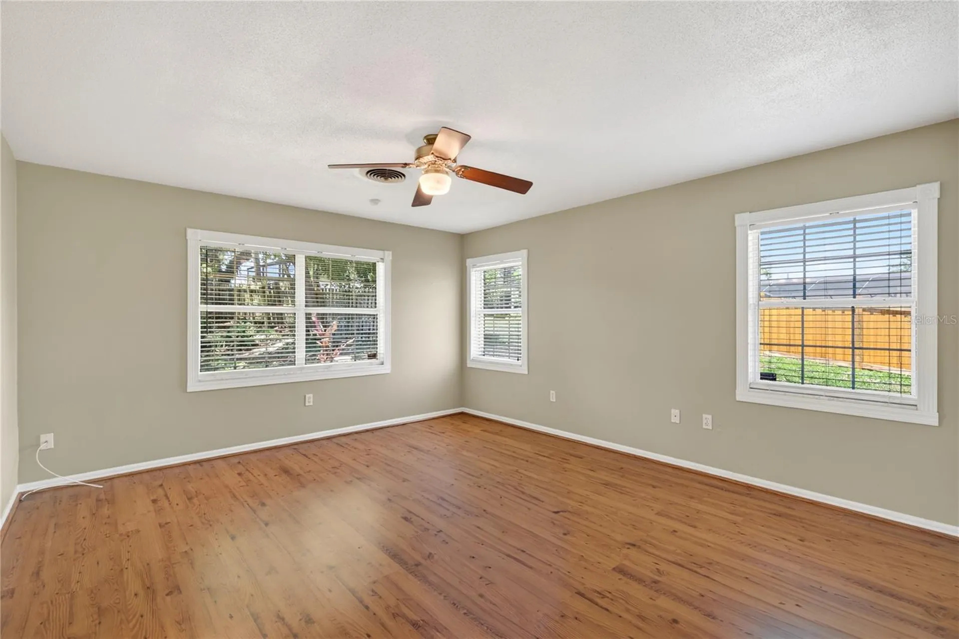 1945 Normandy Drive Mount Dora FL 32757