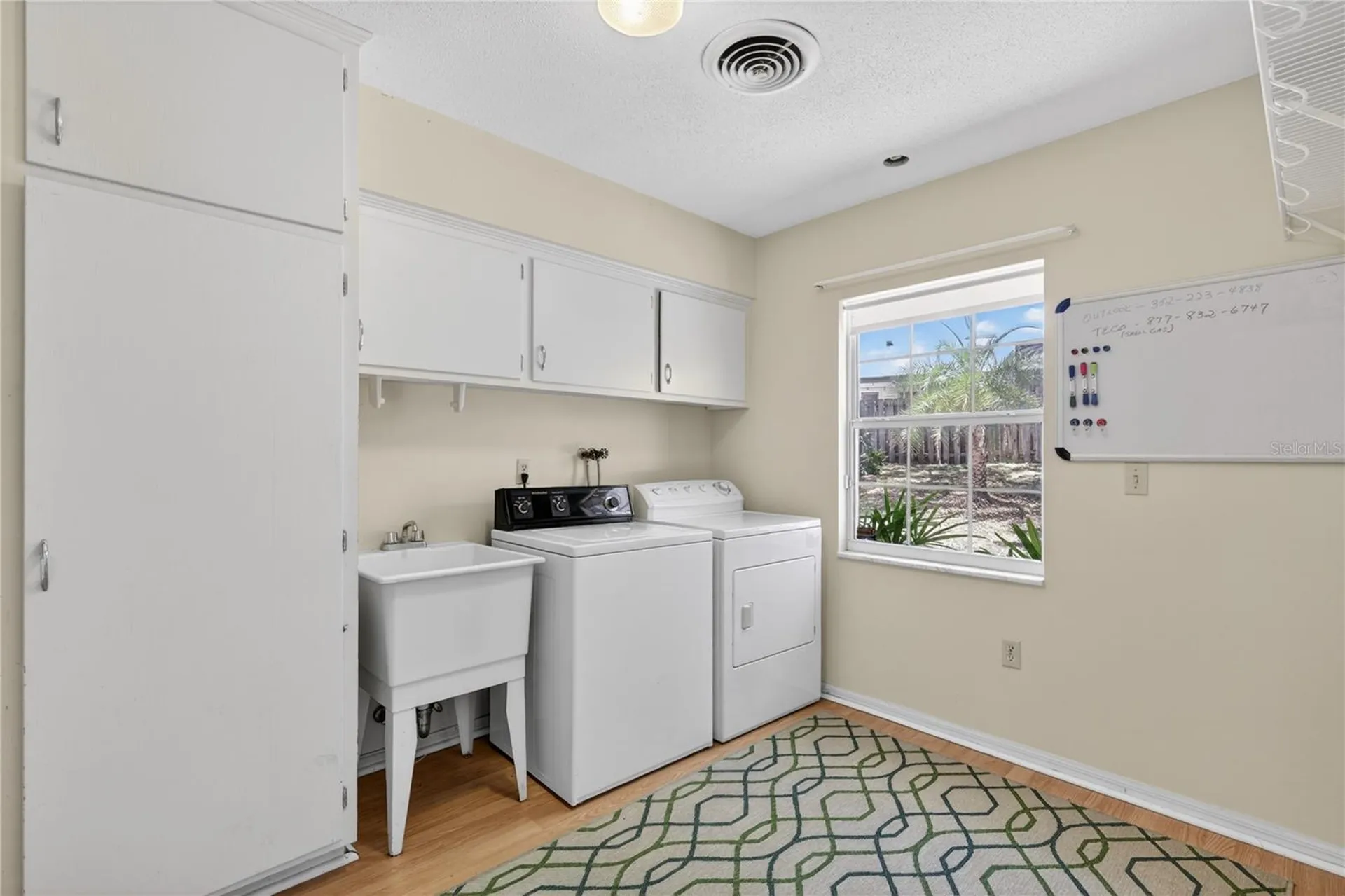 1945 Normandy Drive Mount Dora FL 32757