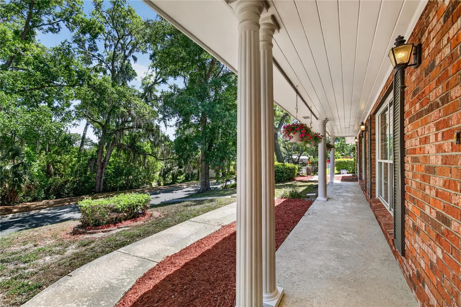 1945 Normandy Drive Mount Dora FL 32757