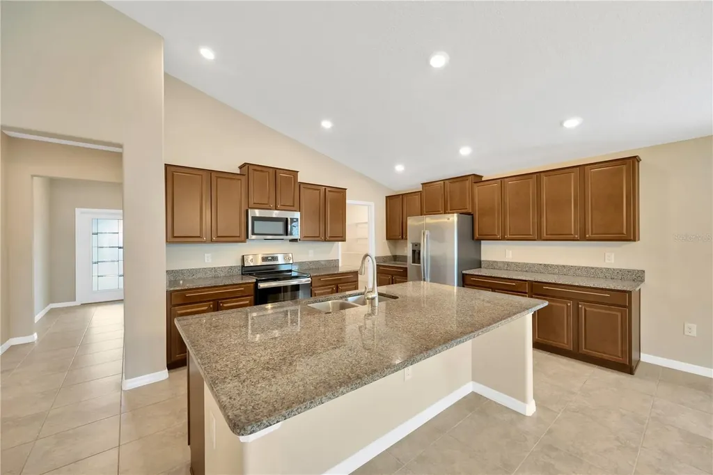 10207 Cakebread Lane Riverview FL 33578