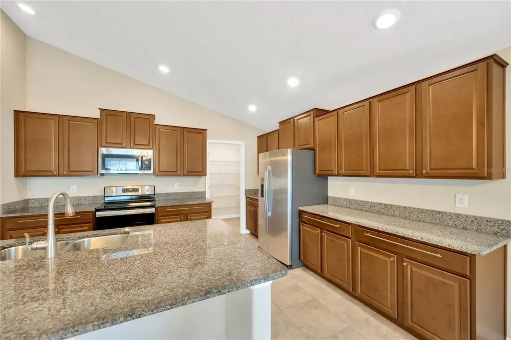 10207 Cakebread Lane Riverview FL 33578