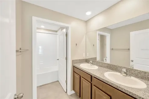10207 Cakebread Lane Riverview FL 33578