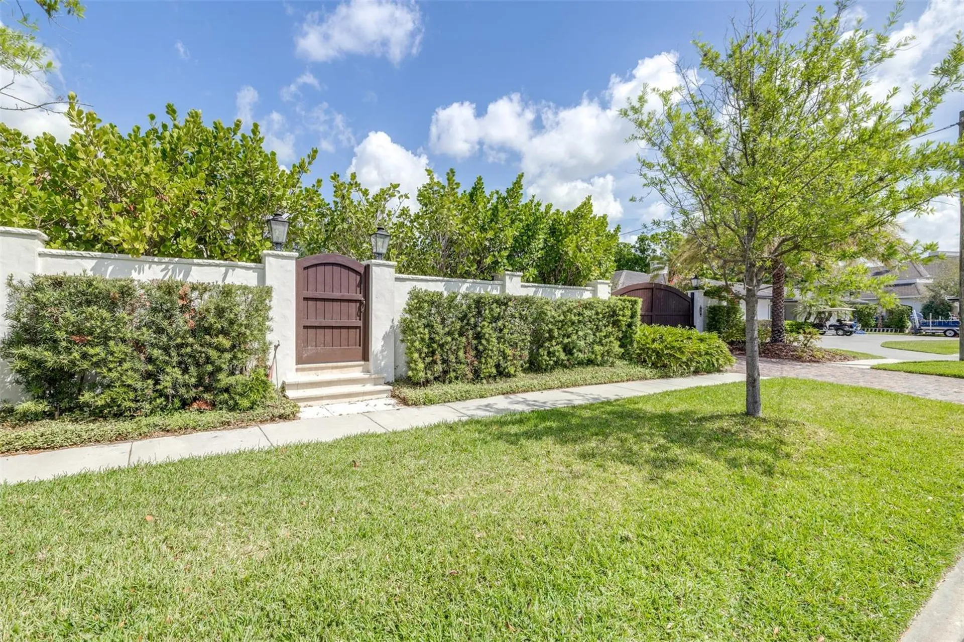 61 Ladoga Avenue Tampa FL 33606