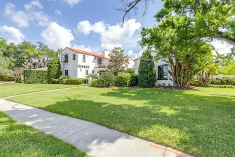 61 Ladoga Avenue Tampa FL 33606