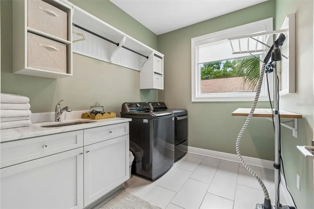 3007 W Bay Court Avenue Tampa FL 33611