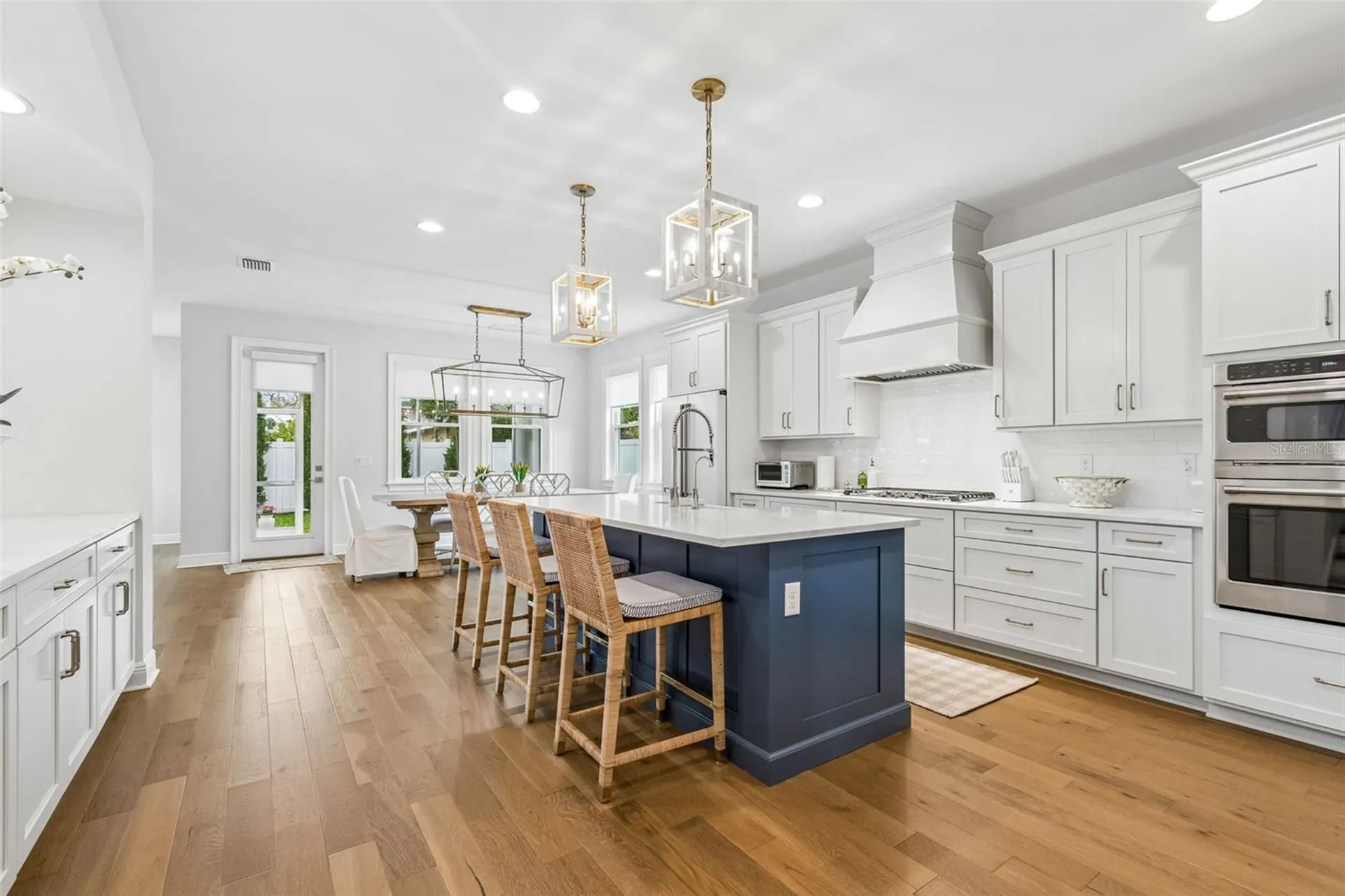 3007 W Bay Court Avenue Tampa FL 33611