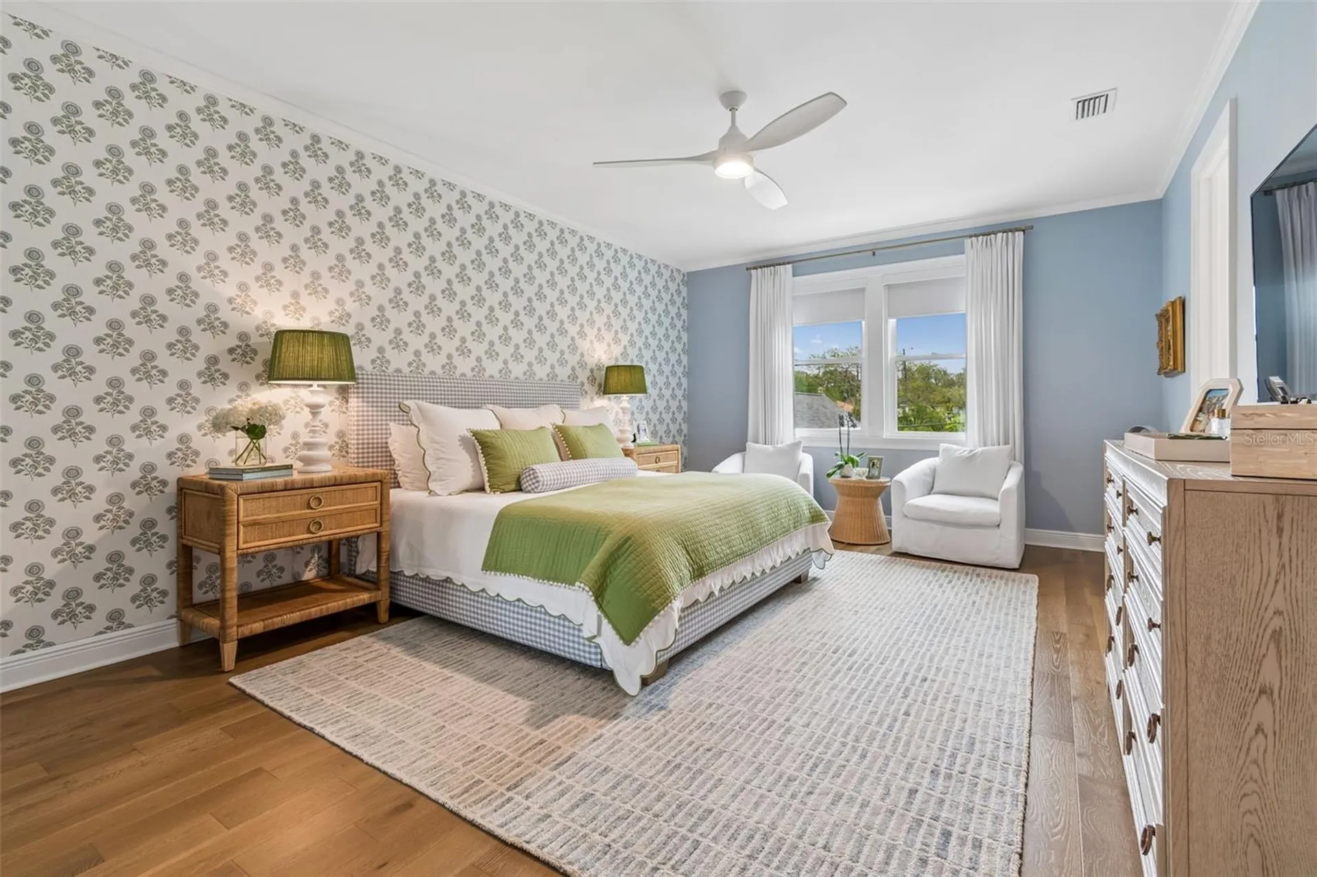 3007 W Bay Court Avenue Tampa FL 33611