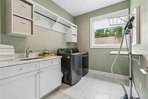 3007 W Bay Court Avenue Tampa FL 33611