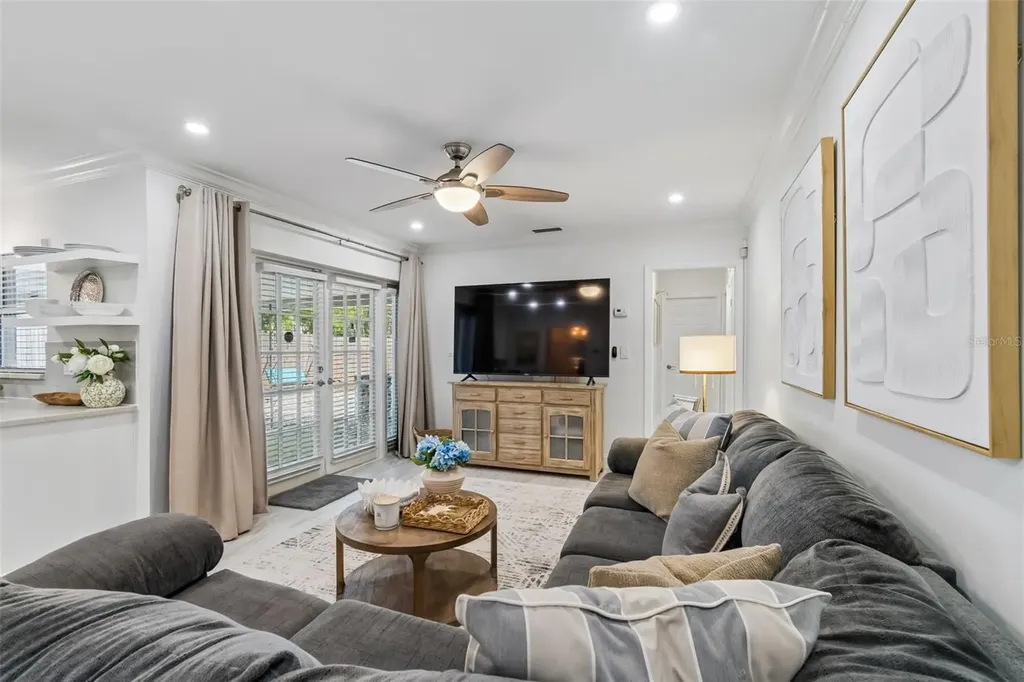 5103 W Cleveland Street Tampa FL 33609