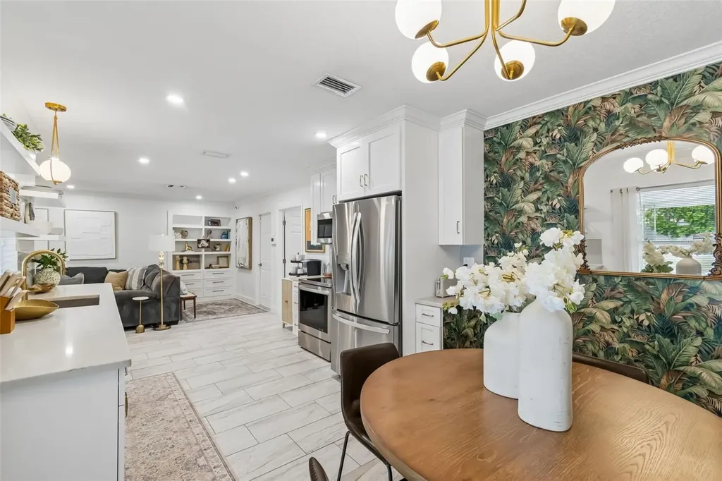 5103 W Cleveland Street Tampa FL 33609
