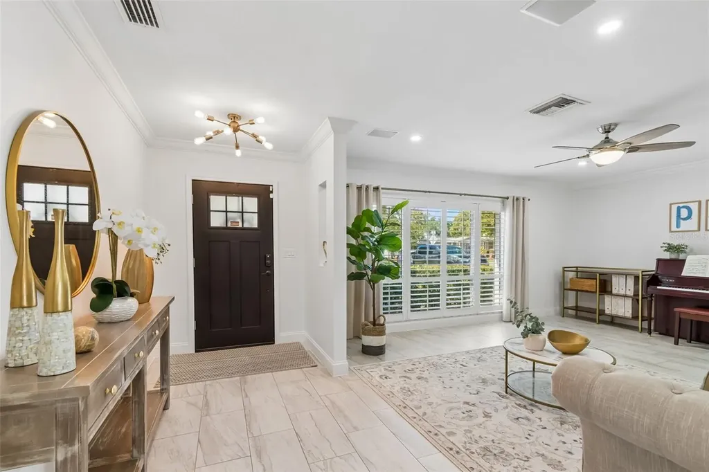 5103 W Cleveland Street Tampa FL 33609