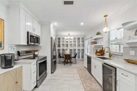 5103 W Cleveland Street Tampa FL 33609