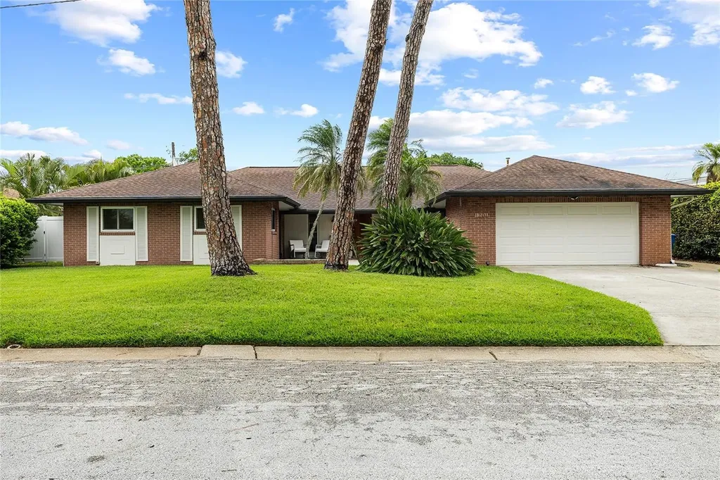1201 87th Avenue N St Petersburg FL 33702