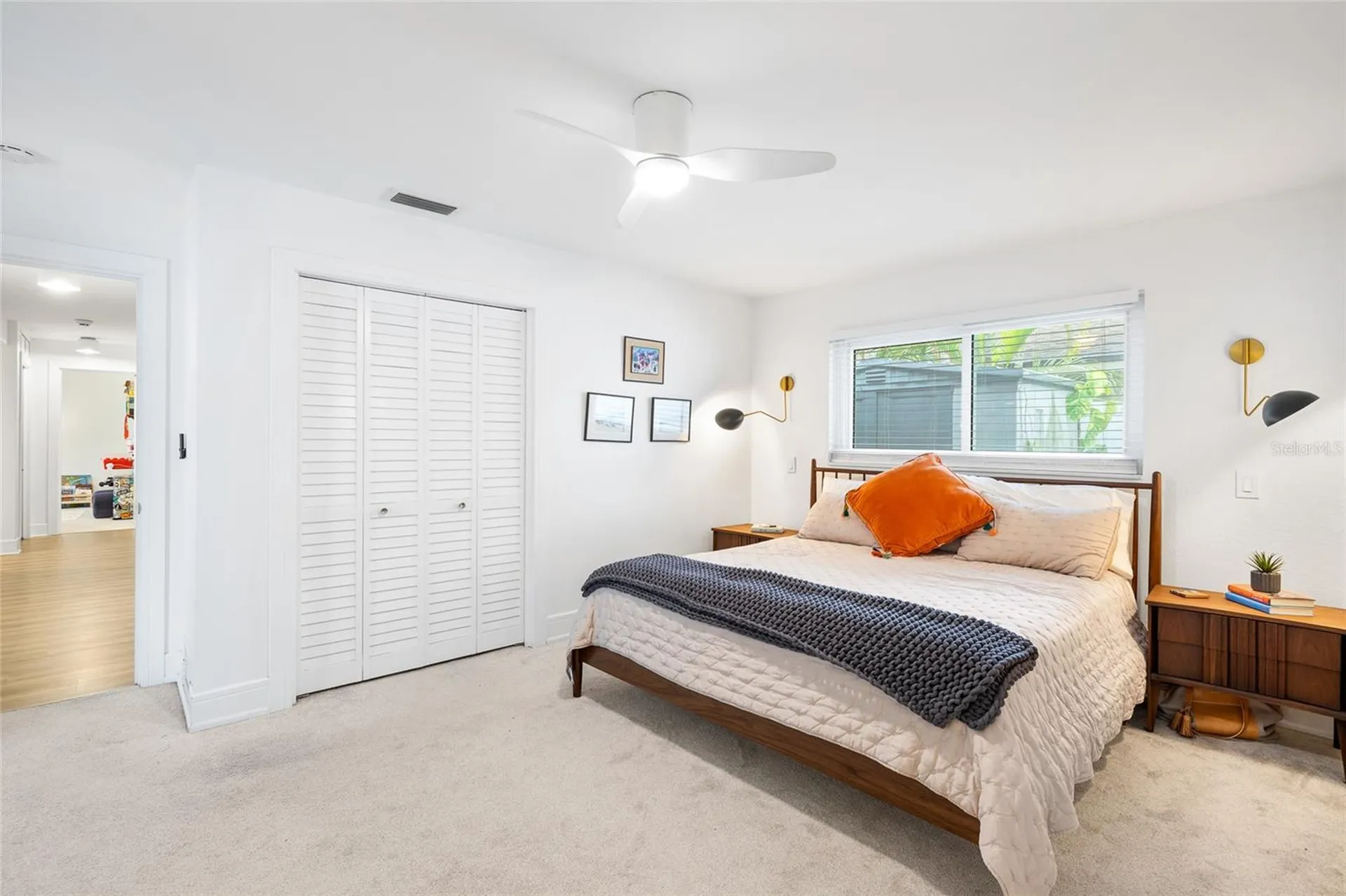 1201 87th Avenue N St Petersburg FL 33702