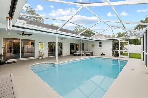 1201 87th Avenue N St Petersburg FL 33702
